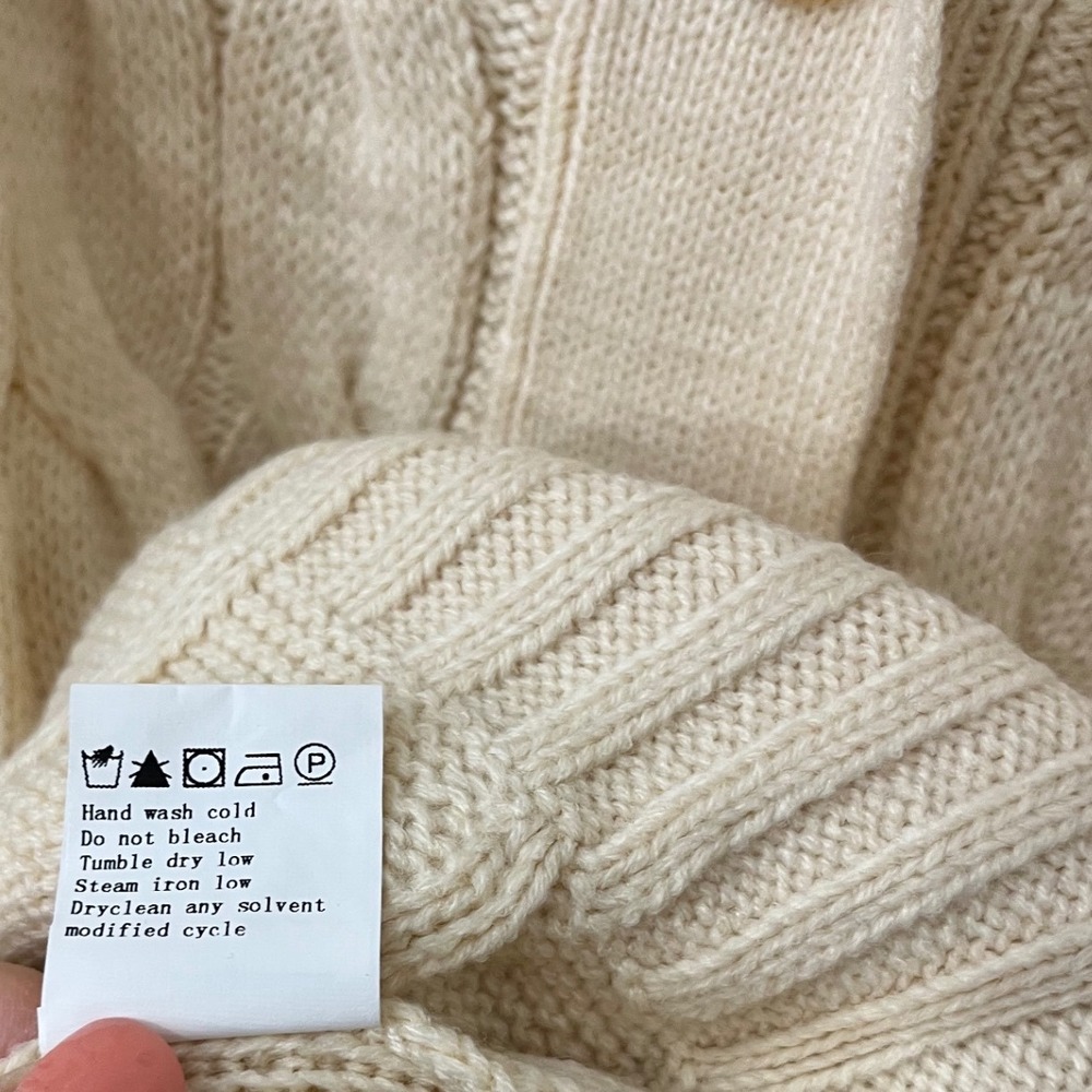 PrettyGarden Cable Knit Cardigan M Preppy Classic Minimalist Academia  Soft NEW - Picture 5 of 5
